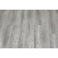 Pisos de madera LVT ambientales con revestimiento UV